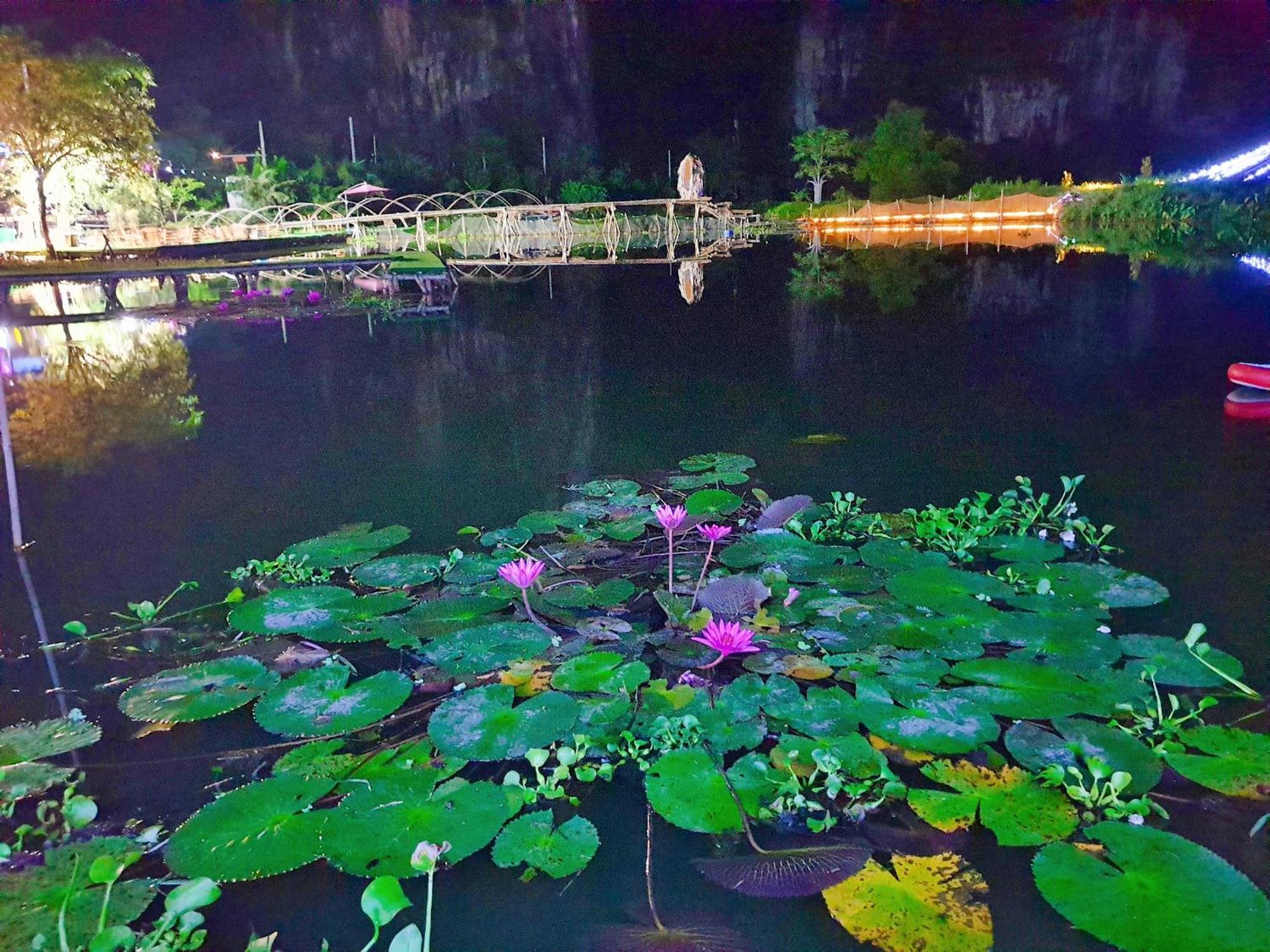 Quoc Khanh Bamboo Homestay Ninh Binh Exterior foto